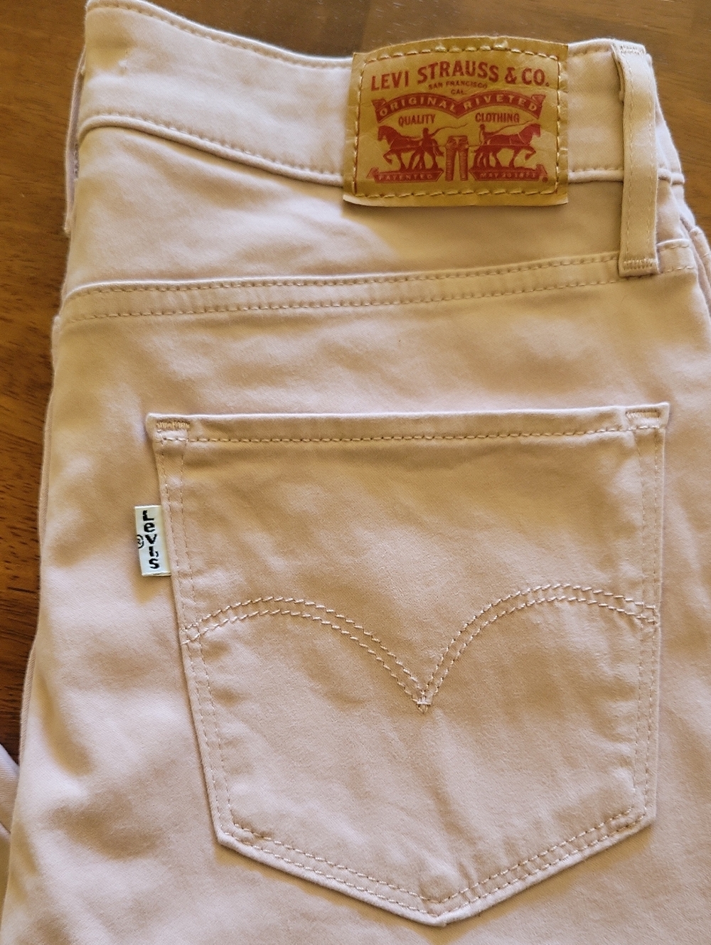 Levis 721 High Rise Skinny Jeans | 27